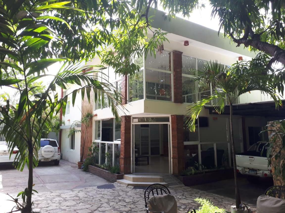 Hotel Alcaldeza - Garden House Maria Guadalupe 산토도밍고 외부 사진